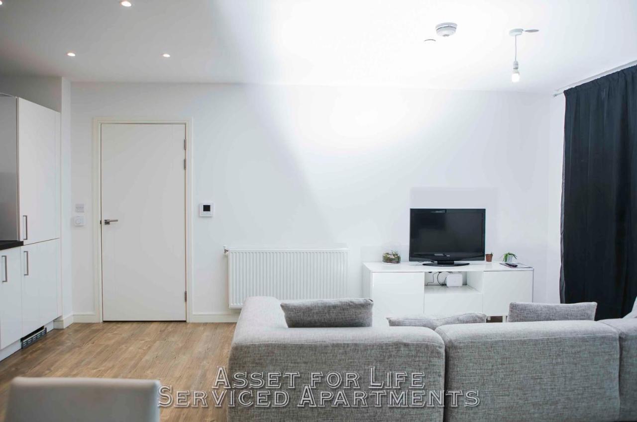 Pontoon Dock Key Workers Apartment Londres Exterior foto